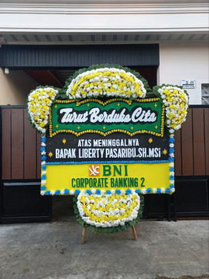 Papan Bunga Duka di Air Dikit