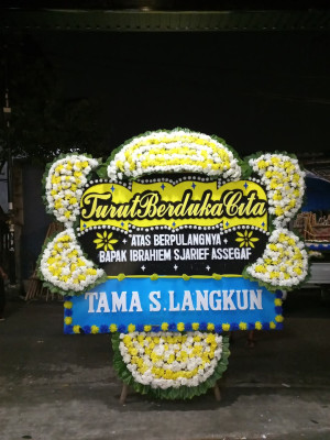 Papan Bunga Duka di Air Dikit